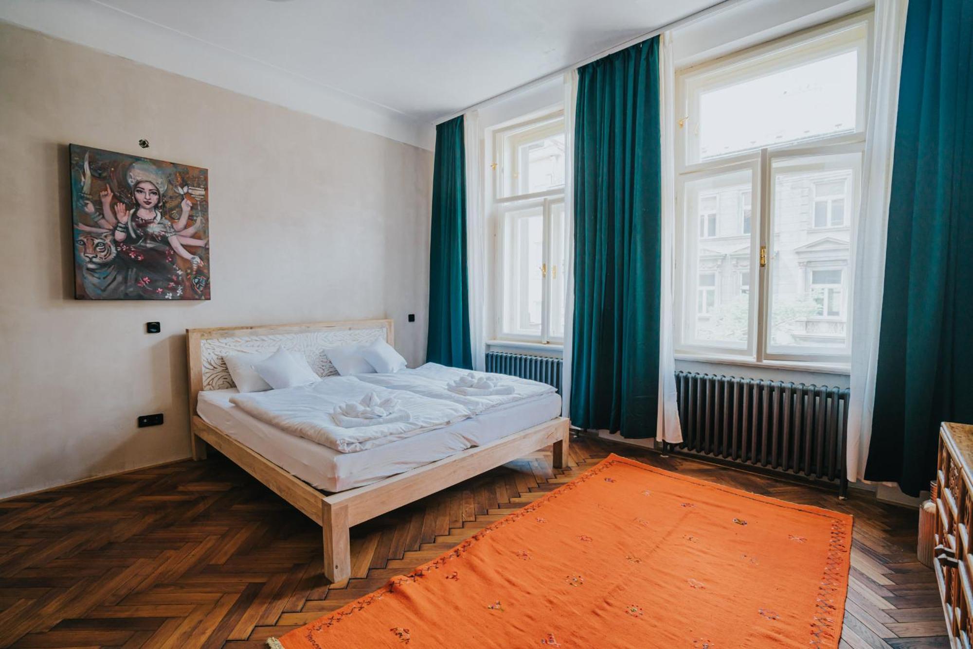 Bohemian Experience Aparthotel Prague Exterior photo