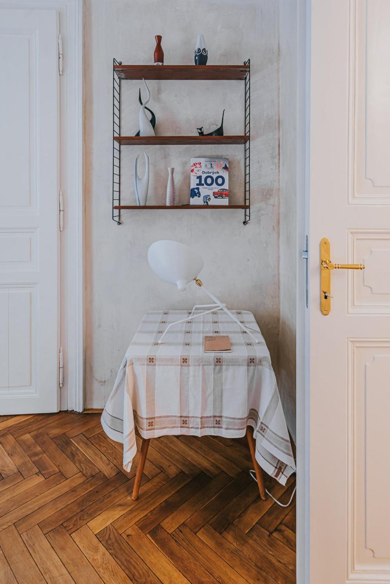 Bohemian Experience Aparthotel Prague Exterior photo