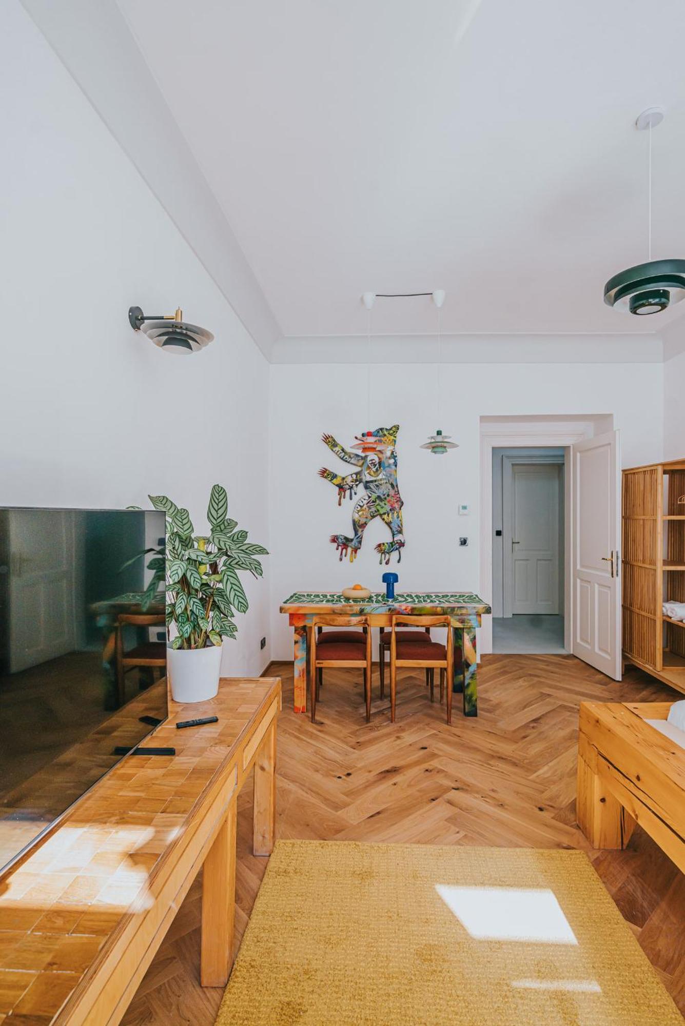 Bohemian Experience Aparthotel Prague Exterior photo