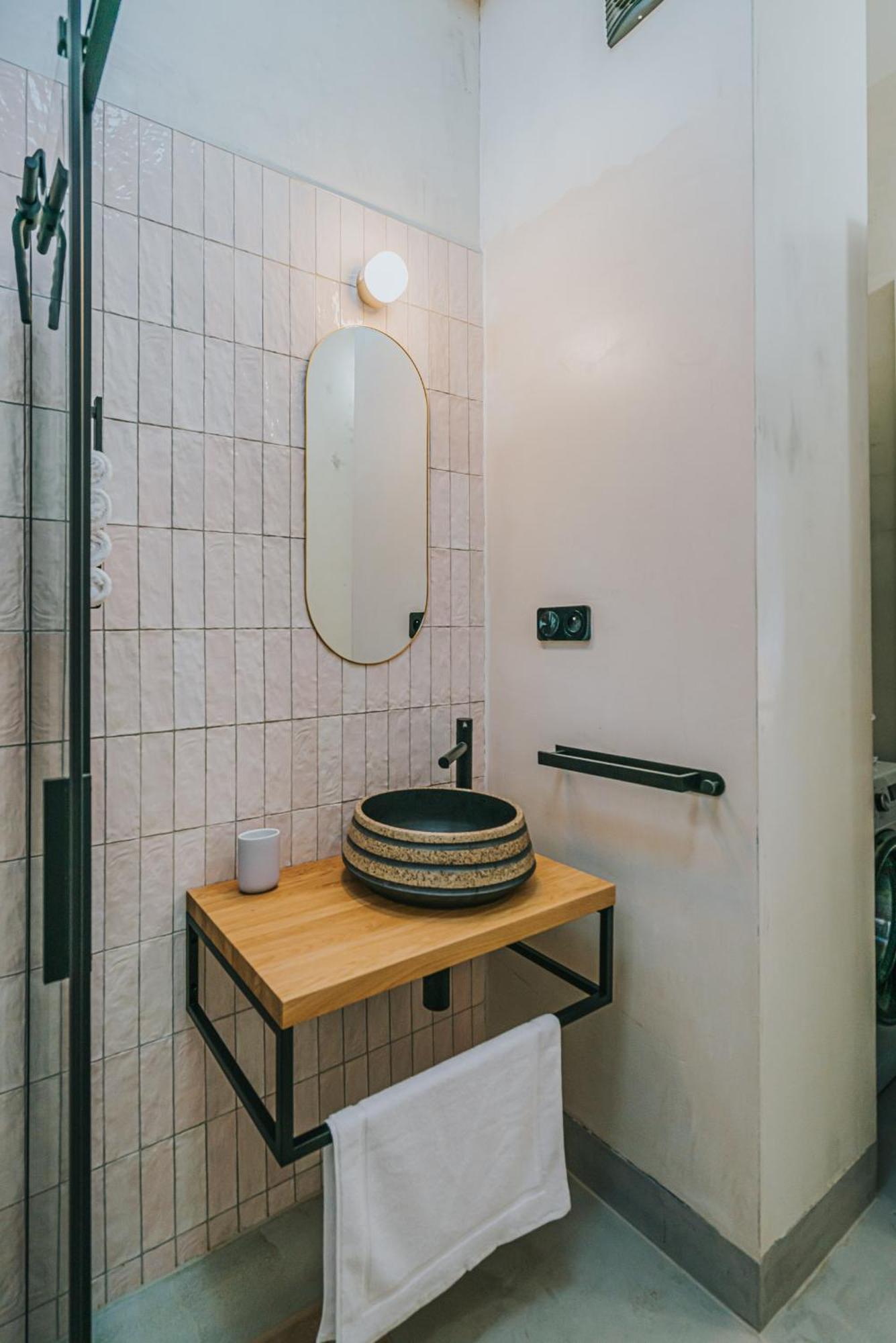 Bohemian Experience Aparthotel Prague Exterior photo